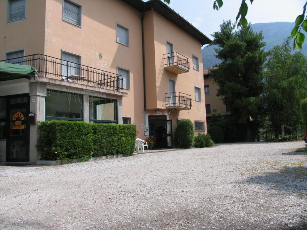 Hotel Oasi Trento Exterior photo